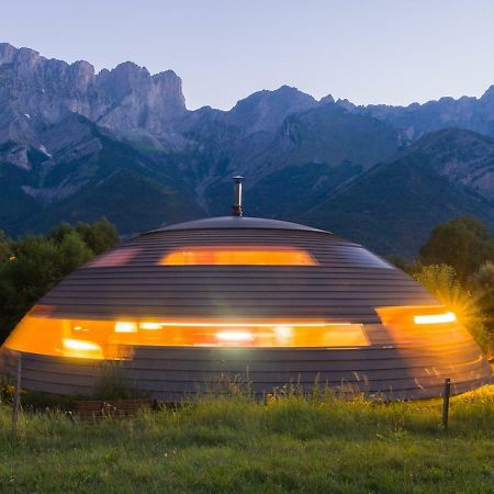 Au-Dela Des Nuages, Maison D'Hotes Insolite & Spa Aubessagne Екстер'єр фото