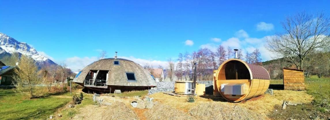 Au-Dela Des Nuages, Maison D'Hotes Insolite & Spa Aubessagne Екстер'єр фото