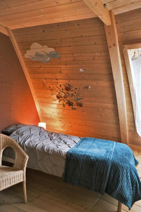 Au-Dela Des Nuages, Maison D'Hotes Insolite & Spa Aubessagne Екстер'єр фото